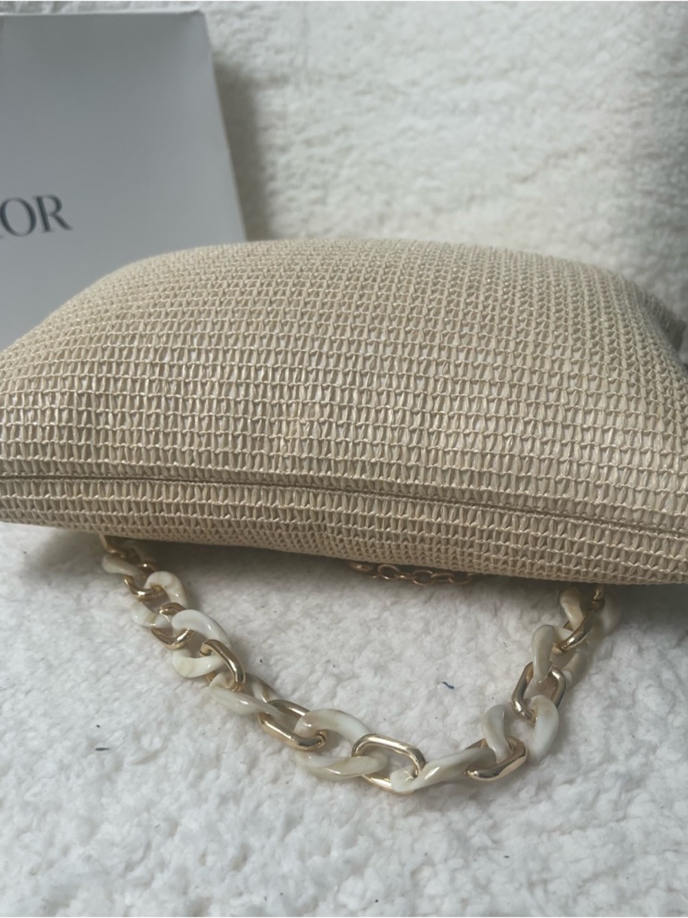 Dior Cream-Beige Raffia Upcycled beauty to Crossbody Bag with removable chain - Picture 6 of 9